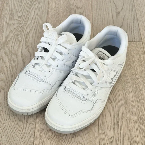 White New Balance 550 Sneakers - Picture 2 of 9